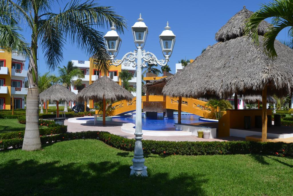 Villas Cocomango Barra de Navidad Exterior photo