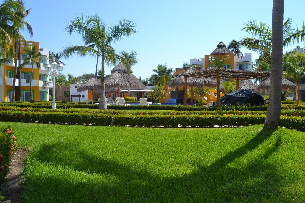 Villas Cocomango Barra de Navidad Exterior photo